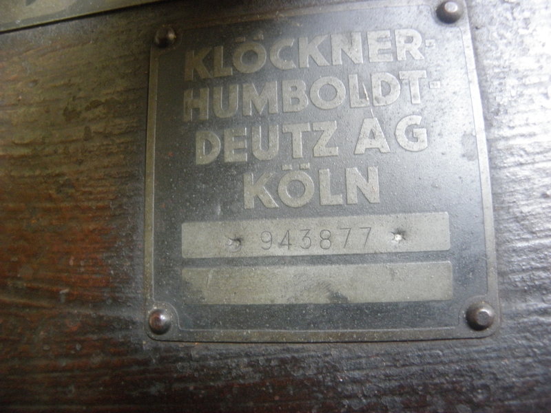 P3090810.JPG (822.74 KiB) 2745 mal betrachtet Motornummer