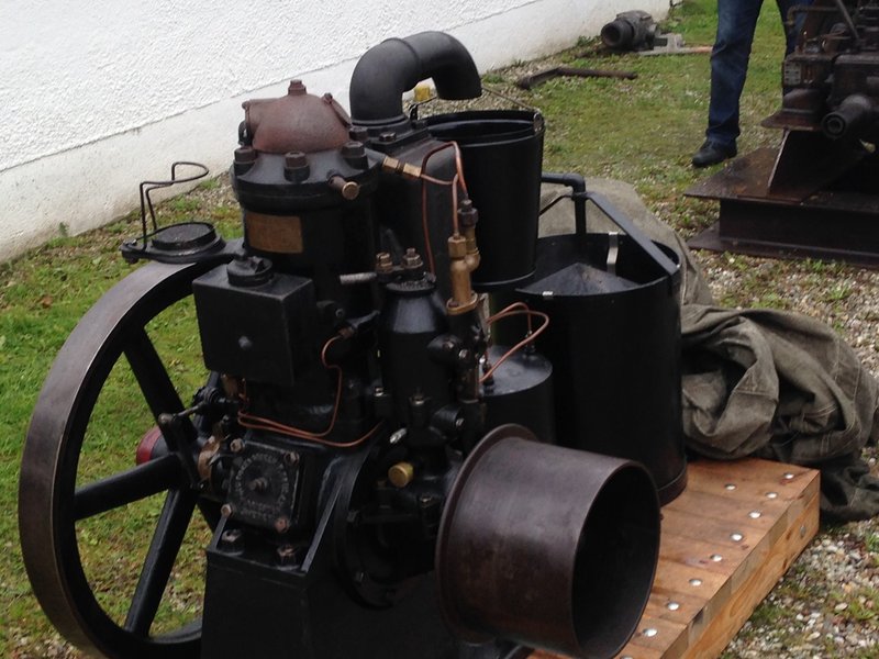 Standmotor7.jpg (754.32 KiB) 3937 mal betrachtet Regulax Glühkopf