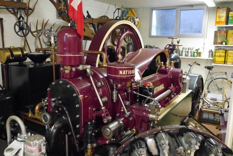 K800_P1160874.JPG (131.08 KiB) 3286 mal betrachtet Großer NATIONAL Diesel<br />Wäre zu verkaufen!