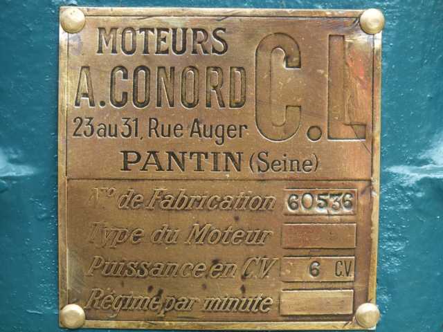 Typenschild von baugleichem Motor .