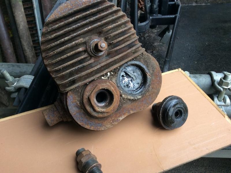 seitengesteuerter kompressor 007.JPG