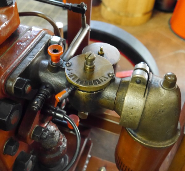 Dieser Vergaser gehört Günter Werner, Lübben.