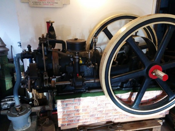 Roland Bruxelles 1906 a.JPG