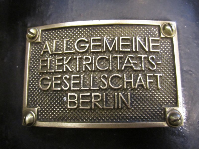 aeg 2.jpg