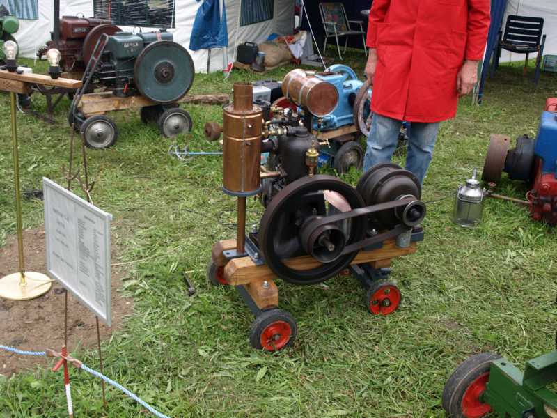 StationÃ¤rmotorentreffen Bonefeld 06.2011 020.JPG