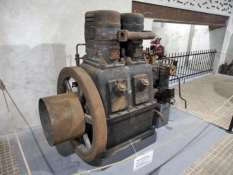 muzeum-motorismu-znojmo museum tsjechie motor ottomnm.jpg