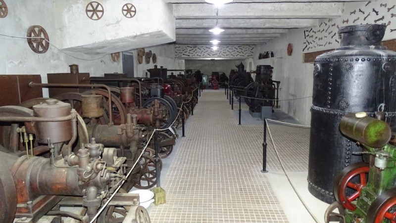 Muzeum motorismu Znojmo tsjechie museum motorioiooi.jpg