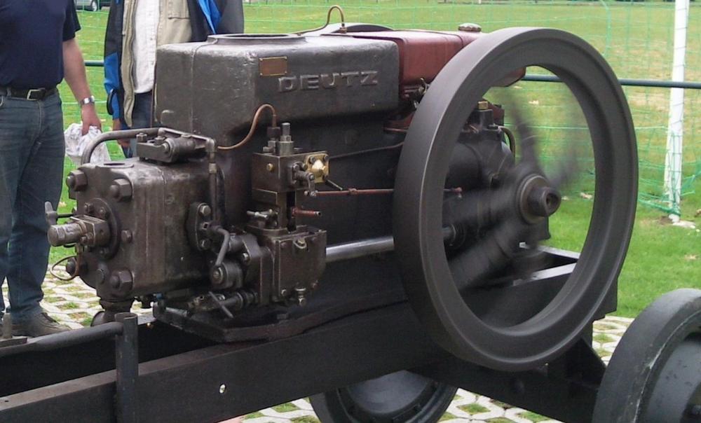 Deutz_MAH_322_01.jpg