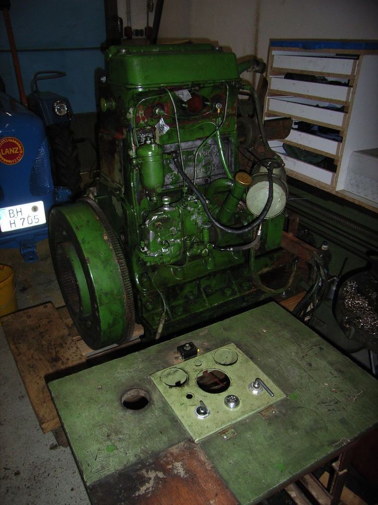 M202B-07.jpg