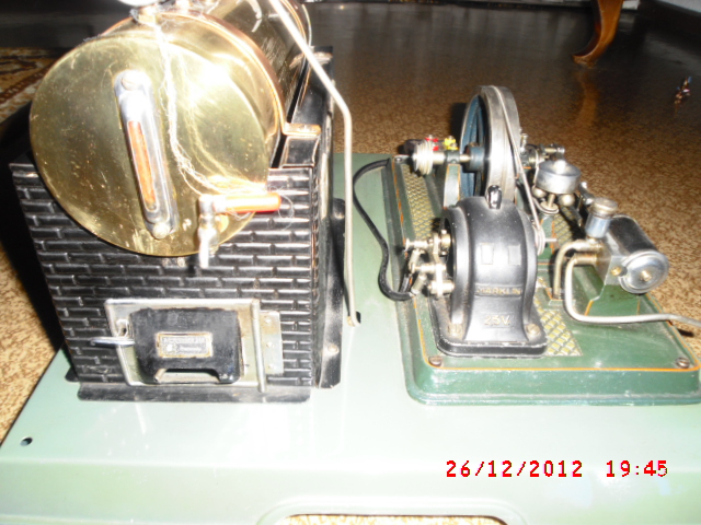 Dampfmaschine Märklin Nr.8 005.JPG