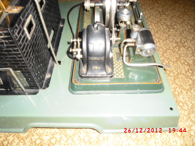 Dampfmaschine Märklin Nr.8 003.JPG