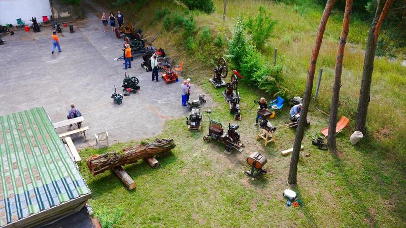 K640_P1040627.JPG (138.49 KiB) 9560 mal betrachtet Auch von oben.