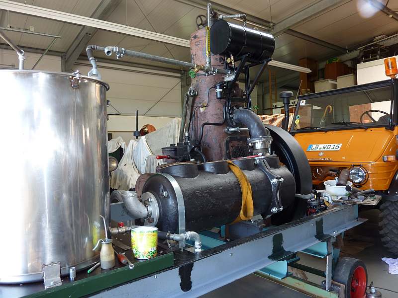 Motor zur Zeit in Montage